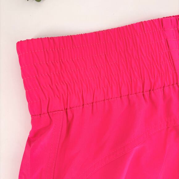 Women’s‎ Hot Pink Athletic Shorts Size L Smocked Waistband Polyester Spandex - Picture 3 of 9